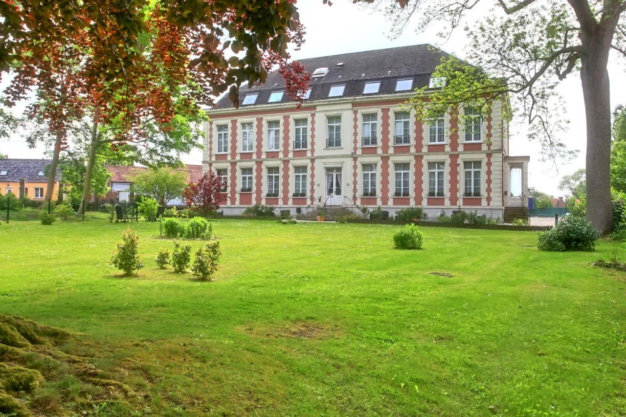 Chateau De Moulin Le Comte Aire-sur-la-Lys Dış mekan fotoğraf